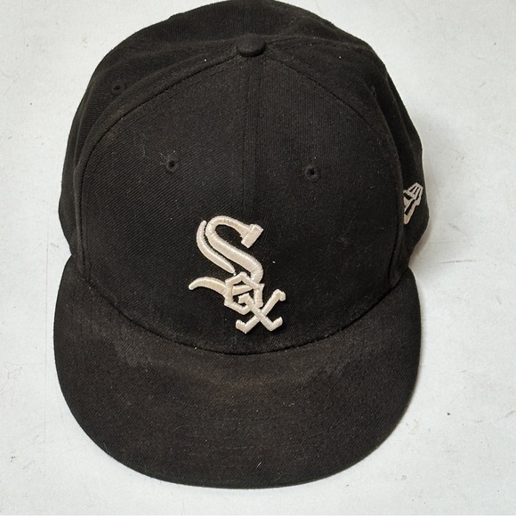 New Era MLB Chicago White Sox Black Cap Hat - Picture 1 of 8
